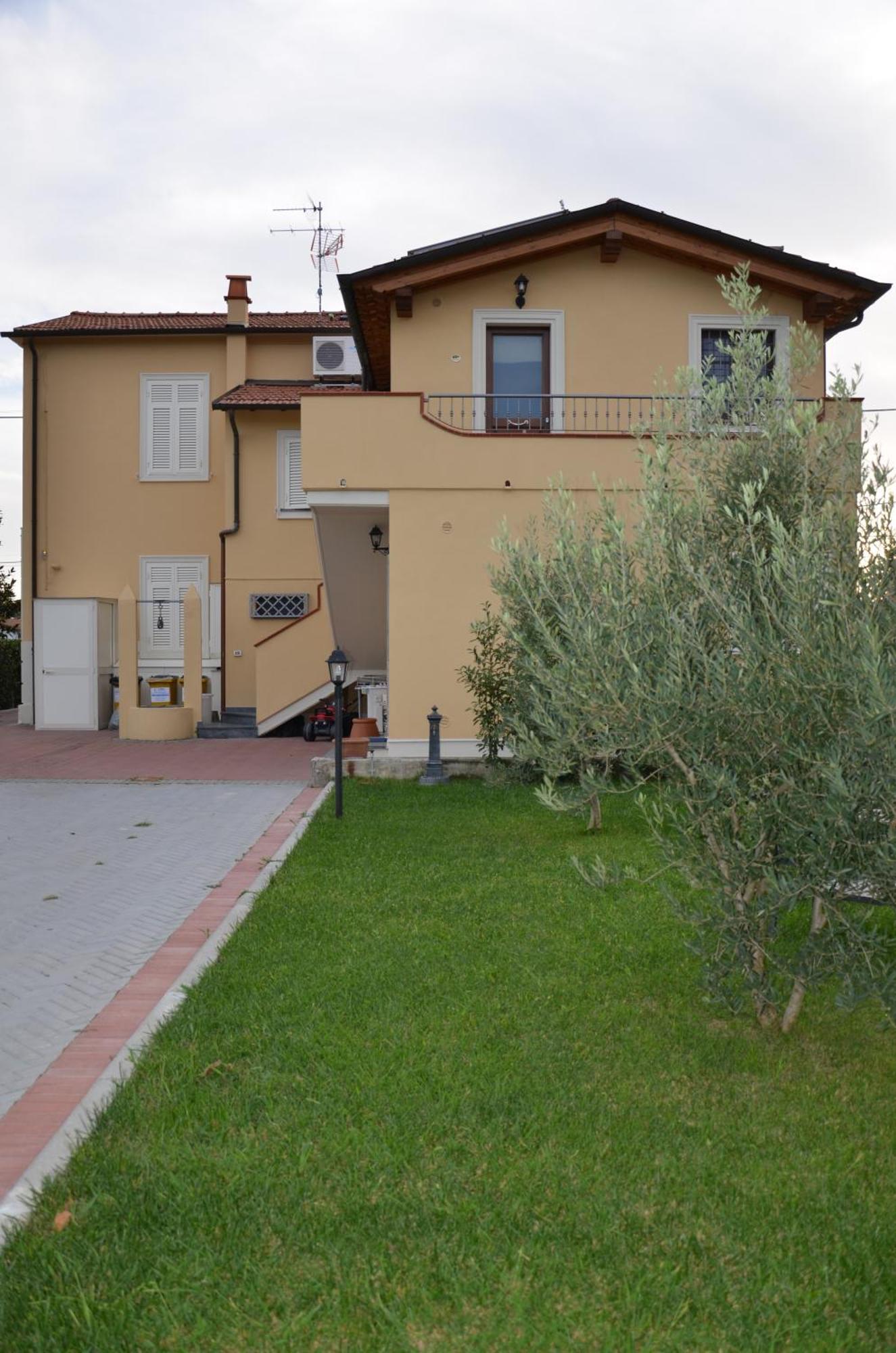 B & B Da Ferro Massarosa Dış mekan fotoğraf