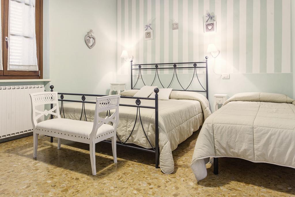 B & B Da Ferro Massarosa Dış mekan fotoğraf